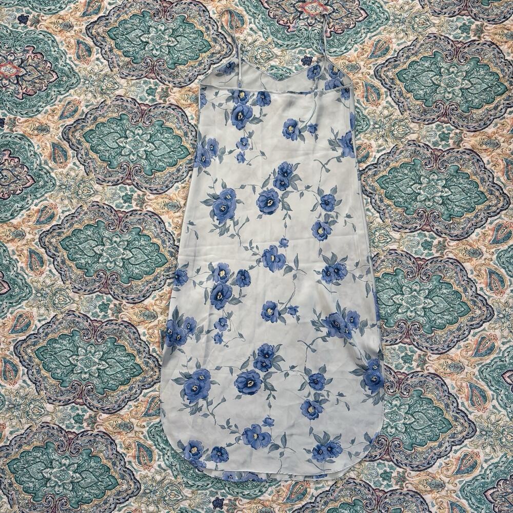 Private Luxuries Medium Silky Blue Night Gown dress Flower Print Shift Maxi - Picture 3 of 5